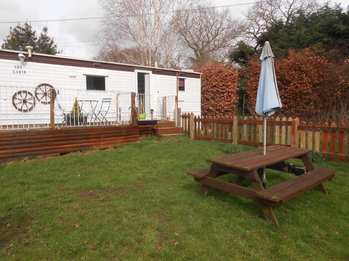 'The Cabin'. A Cosy Private & Secure Holiday Home. Padeswood Экстерьер фото